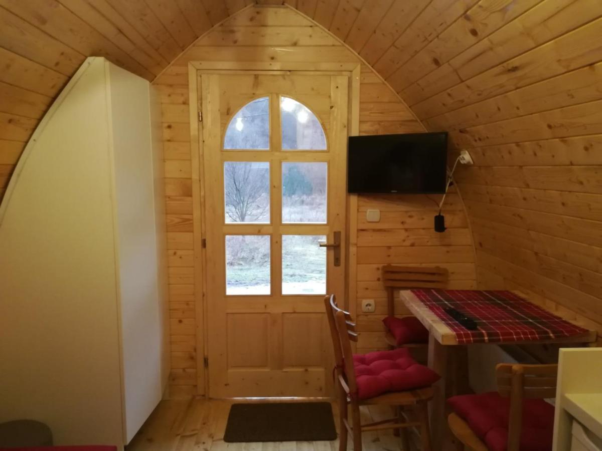 Vila Jelena - Bungalov Crni Vrh Extérieur photo