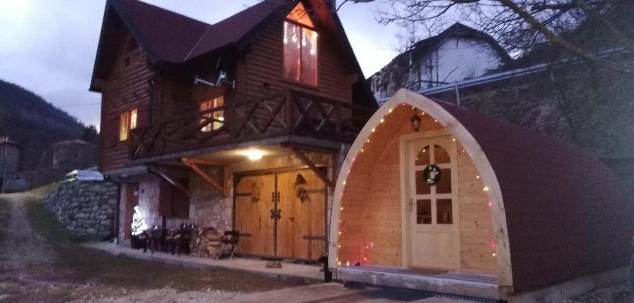 Vila Jelena - Bungalov Crni Vrh Extérieur photo