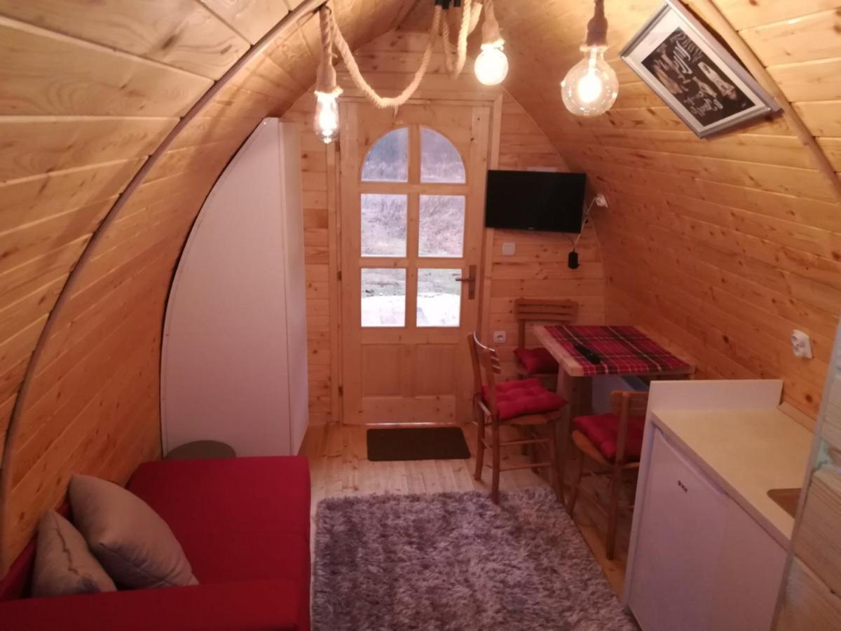 Vila Jelena - Bungalov Crni Vrh Extérieur photo