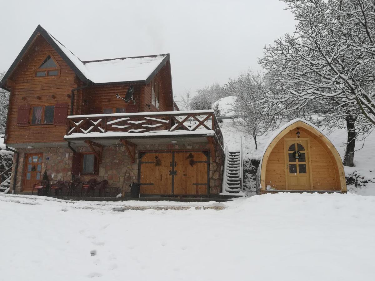 Vila Jelena - Bungalov Crni Vrh Extérieur photo