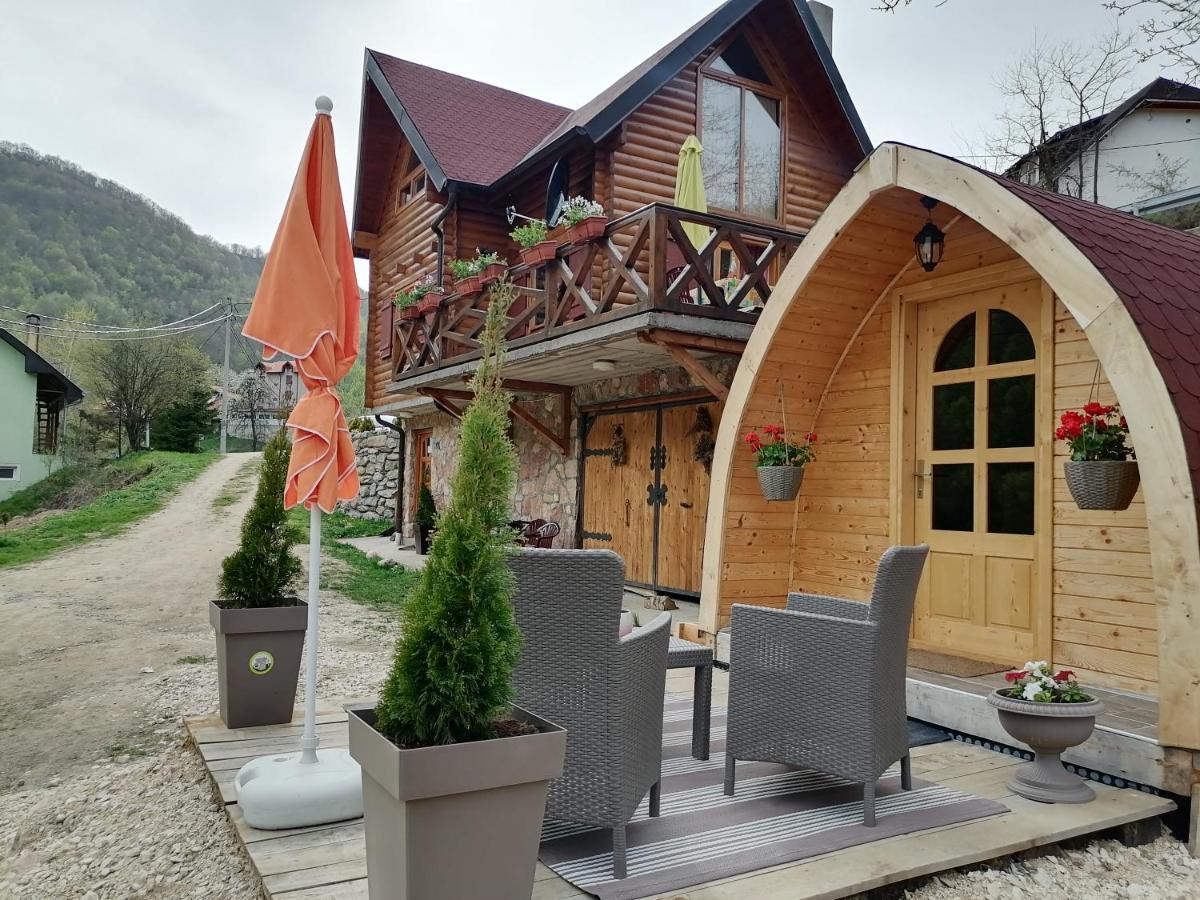 Vila Jelena - Bungalov Crni Vrh Extérieur photo