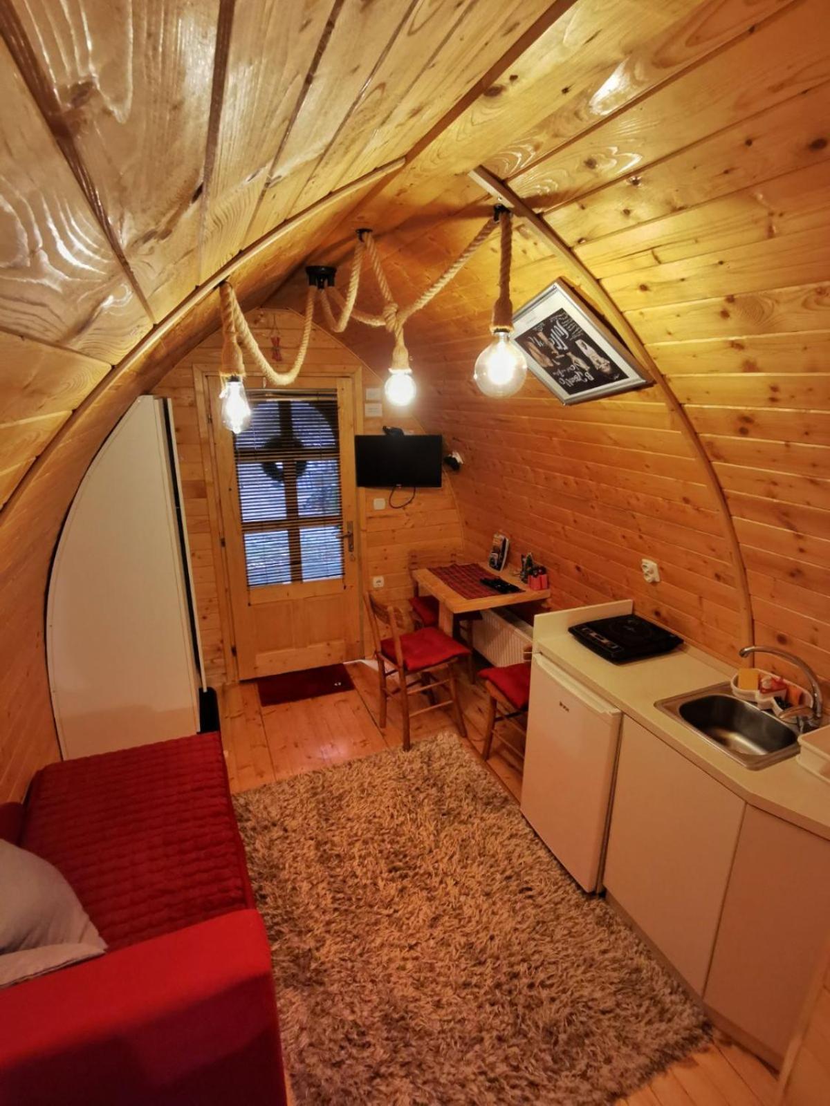 Vila Jelena - Bungalov Crni Vrh Extérieur photo